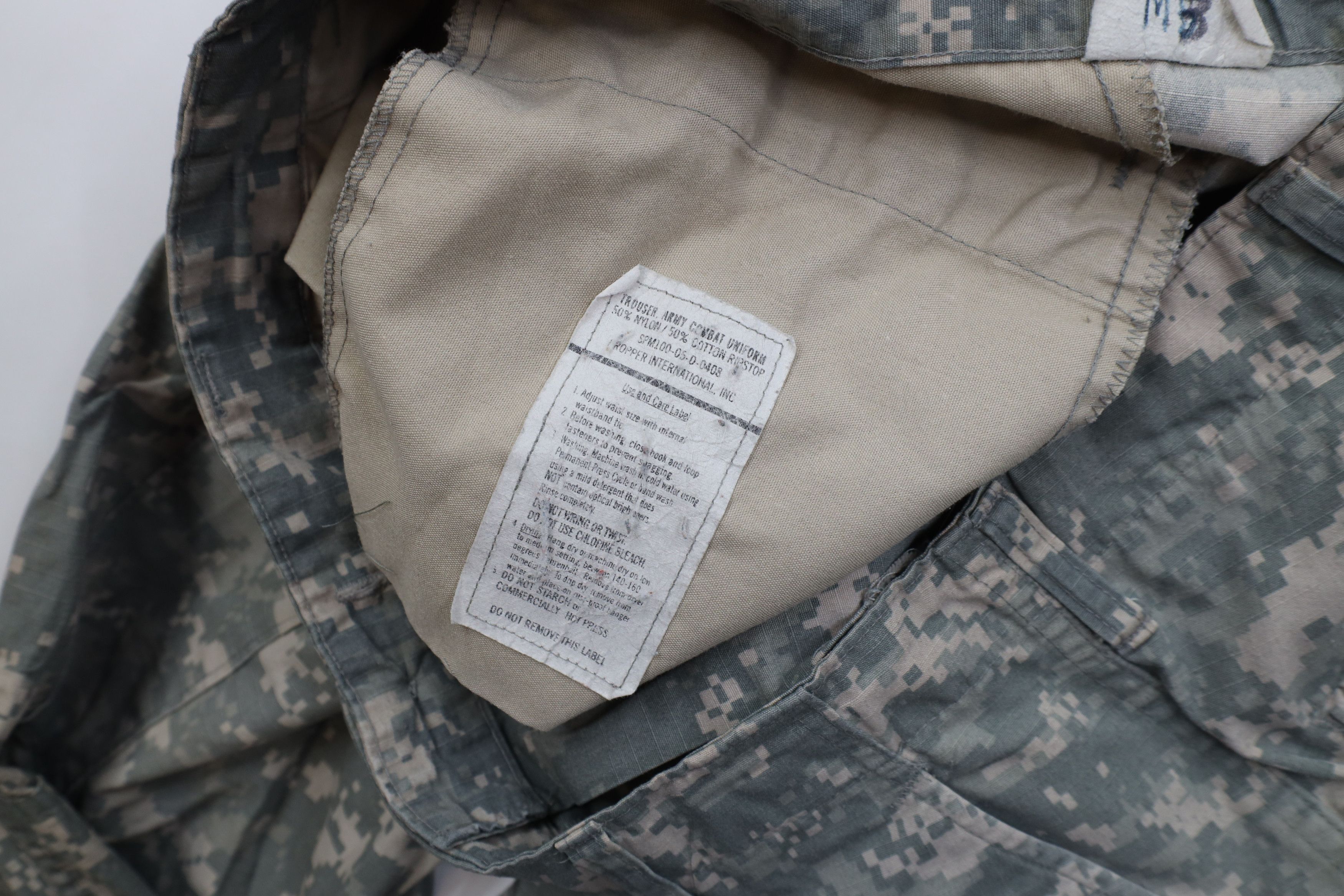 Vintage Vintage Y2K 2005 USGI Camouflage Army Combat Cargo Pants Size US 34 / EU 50 - 10 Thumbnail