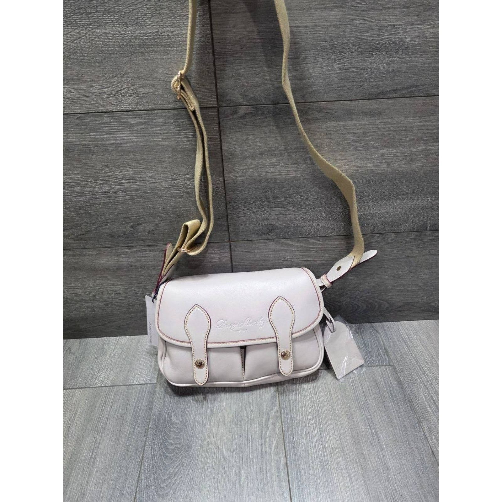 Dooney & Bourke Dooney & Bourke Florentine Bucket Bag Purse Ecru bag B000554 Size ONE SIZE - 11 Thumbnail