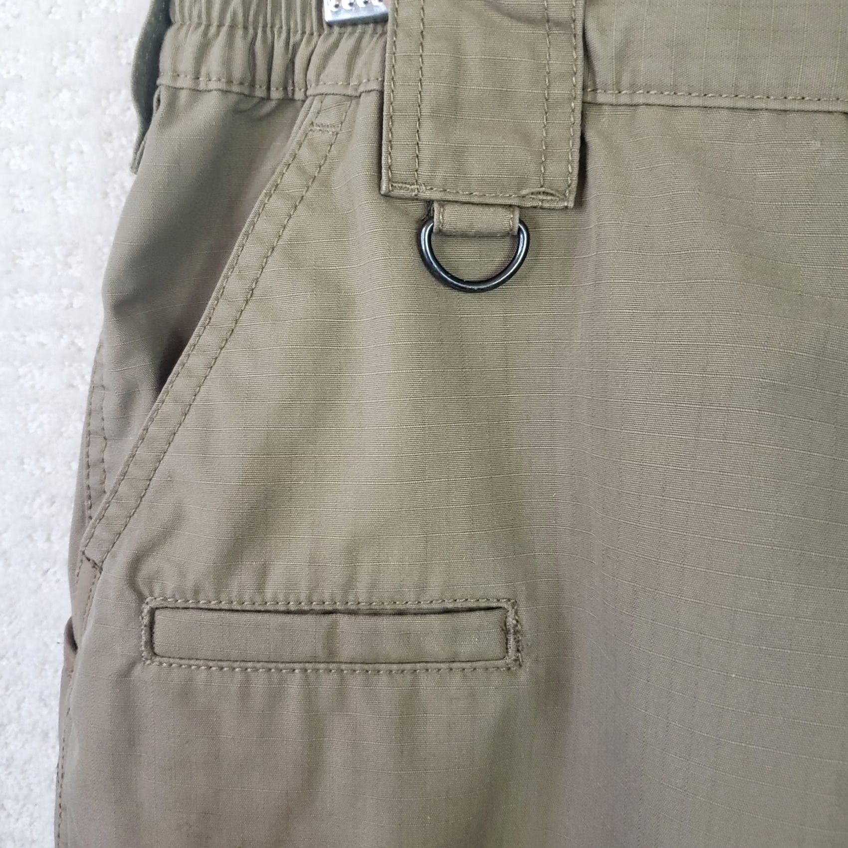 Vintage 5.11 Tactical Cargo Shorts Men's 34 X 9 Tan Khaki Utility Pockets Work Size US 34 / EU 50 - 5 Thumbnail