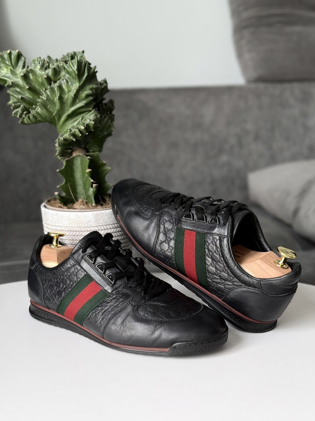Gucci Gucci Black GG Guccissima Leather Sneakers Stripe Low Top Size US 10 / IT 40 - 2 Thumbnail