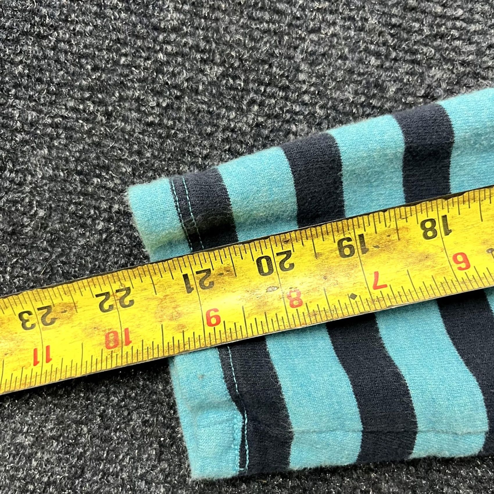 Vintage VINTAGE is not applicable here. Size US L / EU 52-54 / 3 - 6 Thumbnail