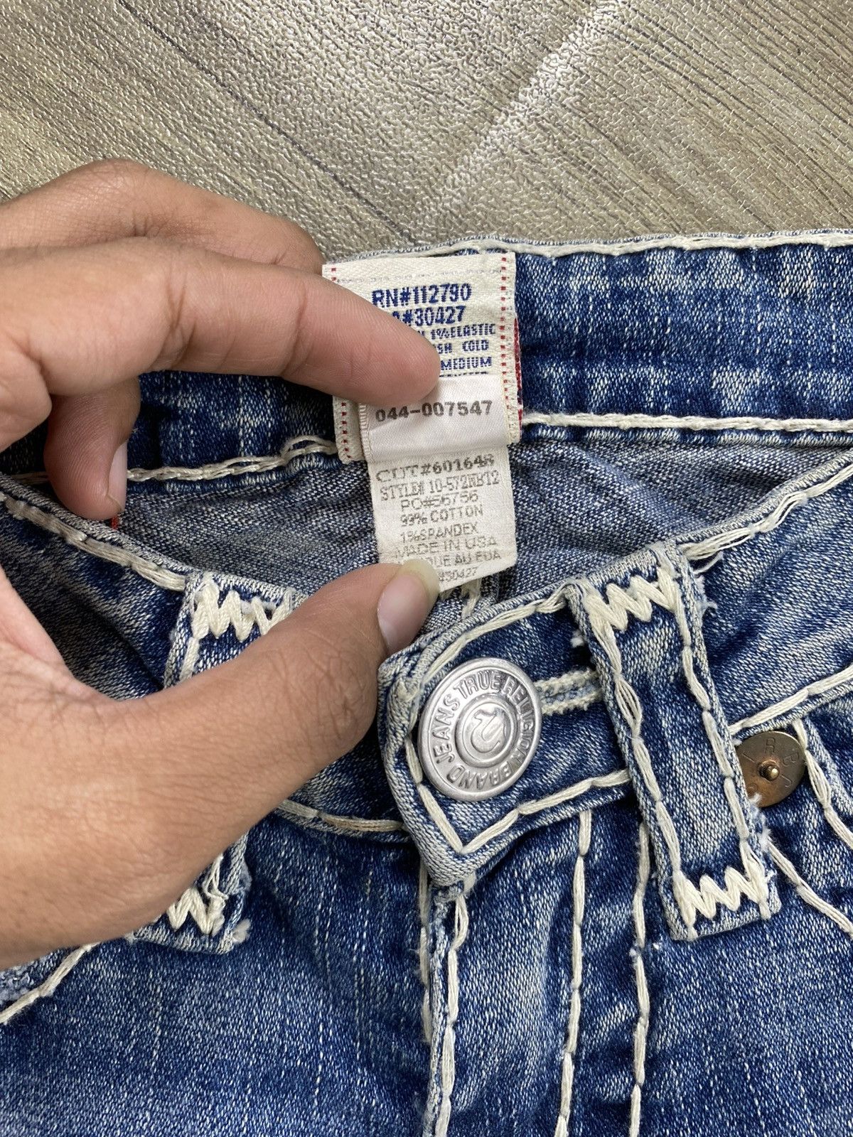 True Religion 2000s True Relligion Billy Super T Slim Straight Jeans Size US 26 / EU 42 - 9 Thumbnail