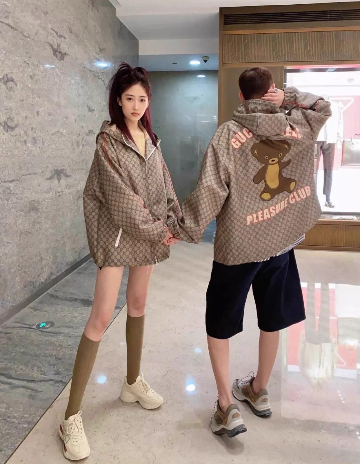 Gucci Gucci x Kai Bear GG Logo Light Brown Zip Jacket 52 Size US L / EU 52-54 / 3 - 2 Thumbnail