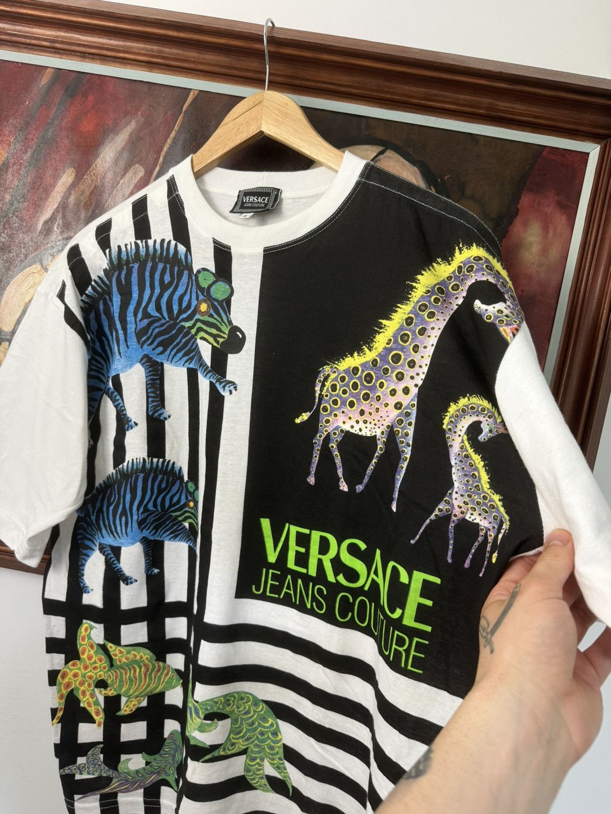Versace Jeans Couture Vintage 90s Versace Jeans Couture Designer Luxury Rare Tee Size US M / EU 48-50 / 2 - 2 Thumbnail