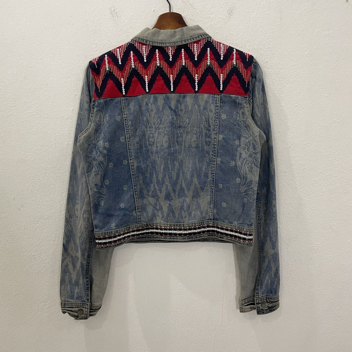 Desigual Vintage Desigual Art Motive Distressed Denim Jacket Size L / US 10 / IT 46 - 7 Thumbnail