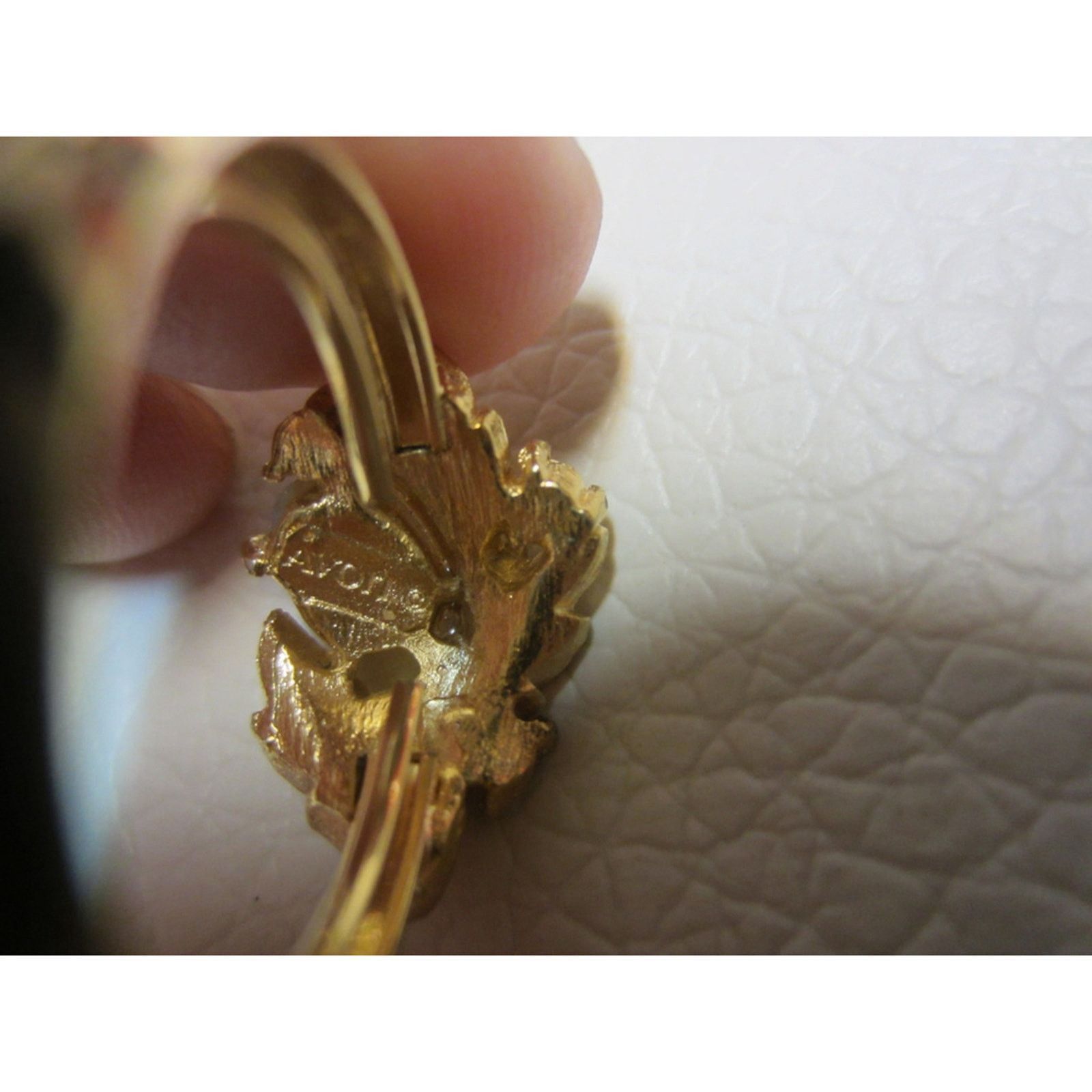 Other Vintage Opal Leaf Gold Tone Cocktail Ring Avon Size 7 Size ONE SIZE - 11 Thumbnail