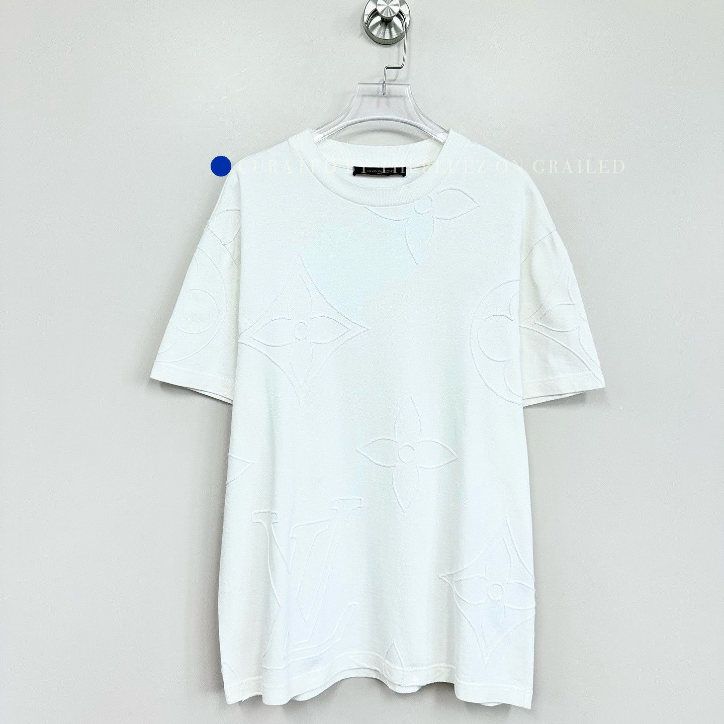 Louis Vuitton White Short Sleeve Embossed Pattern T-Shirt Size US S / EU 44-46 / 1 - 1 Thumbnail