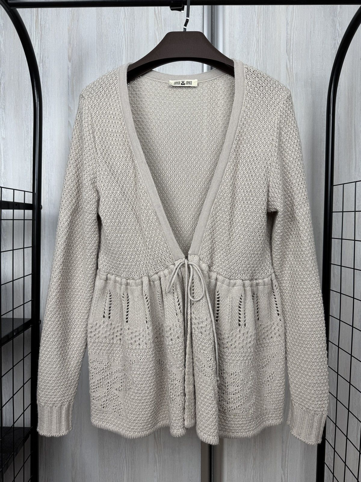 Other Jayko Jayko beige v neck flared knitted cardigan made France Size L / US 10 / IT 46 - 2 Thumbnail