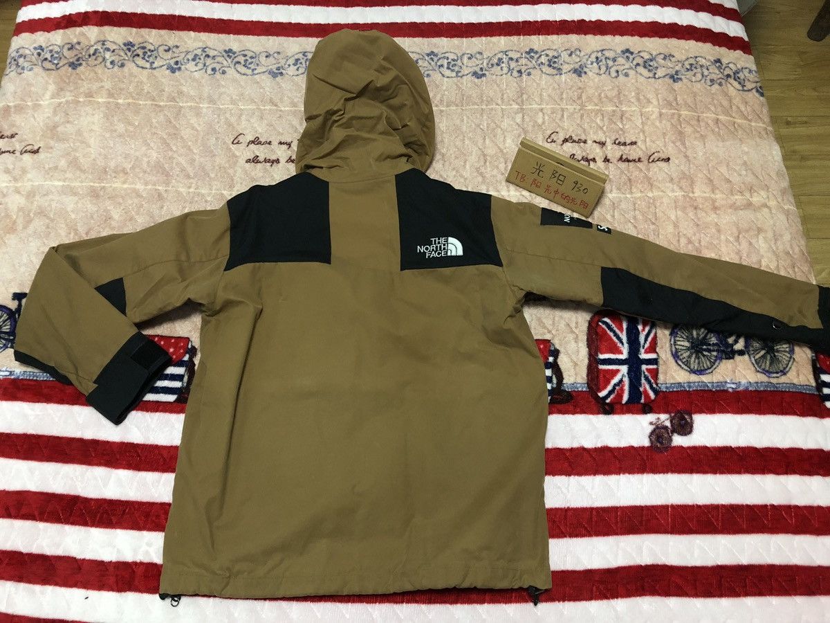 Supreme × The North Face Supreme tnf north face 09fw tan wax Jacket Size US M / EU 48-50 / 2 - 2 Thumbnail