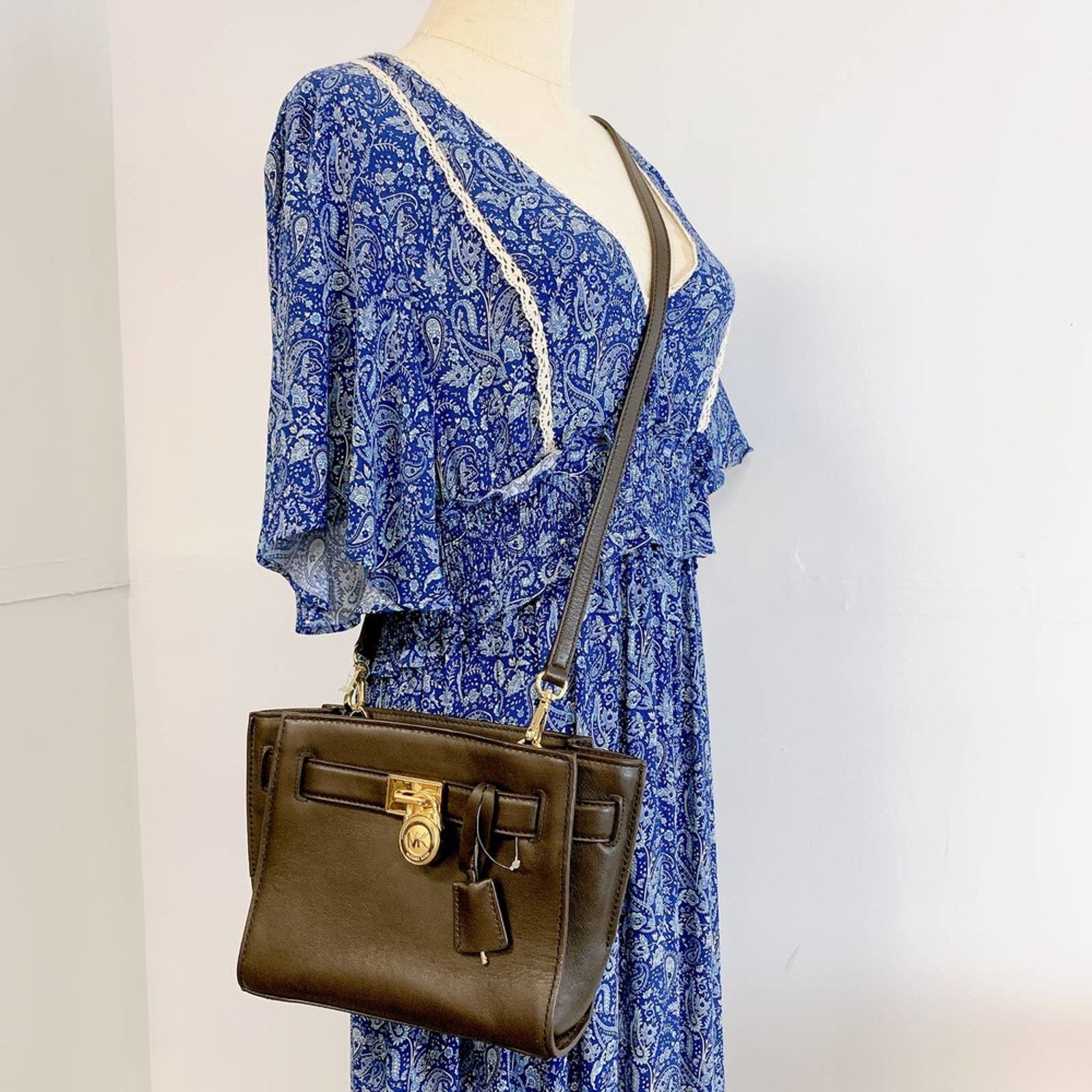 Michael Kors Michael Kors 30F4GHXM2L Hamilton Traveler Messenger Purse Size ONE SIZE - 1 Thumbnail