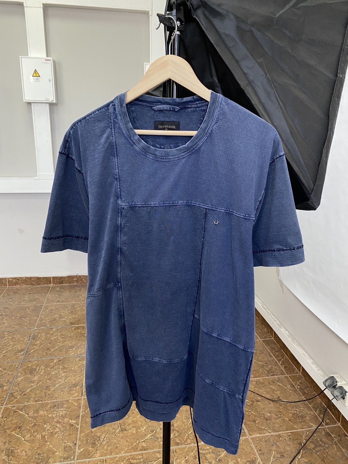 True Religion 🇺🇸 Vintage True Religion Patch Work T-Shirt Hype Rare Y2K Size US XL / EU 56 / 4 - 1 Thumbnail
