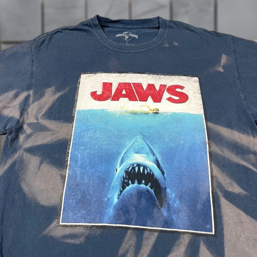 Vintage VINTAGE Jaws T shirt Adult Large Blue Movie Universal Studios Mens Fade Custom Shark* Size US L / EU 52-54 / 3 - 1 Thumbnail