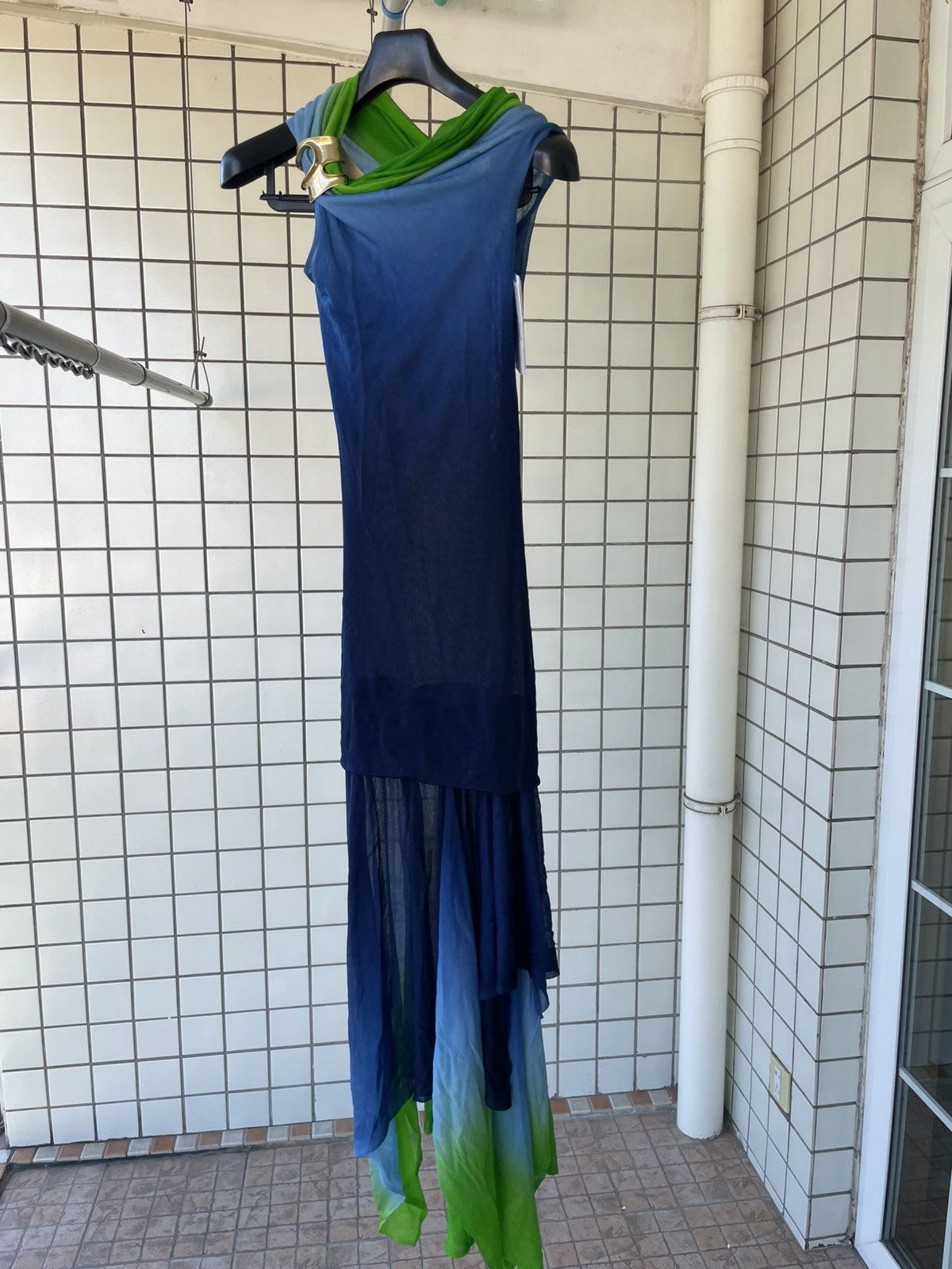 Salvatore Ferragamo Ferragamo 2023SS runway gradient gown Size S / US 4 / IT 40 - 4 Thumbnail
