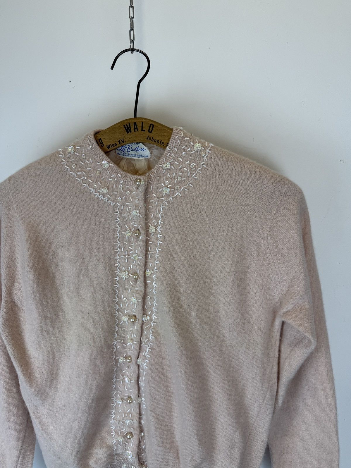 Vintage Vintage 1950s Lit Brothers Pink Beaded Wool Angora Cardigan Size S / US 4 / IT 40 - 4 Thumbnail