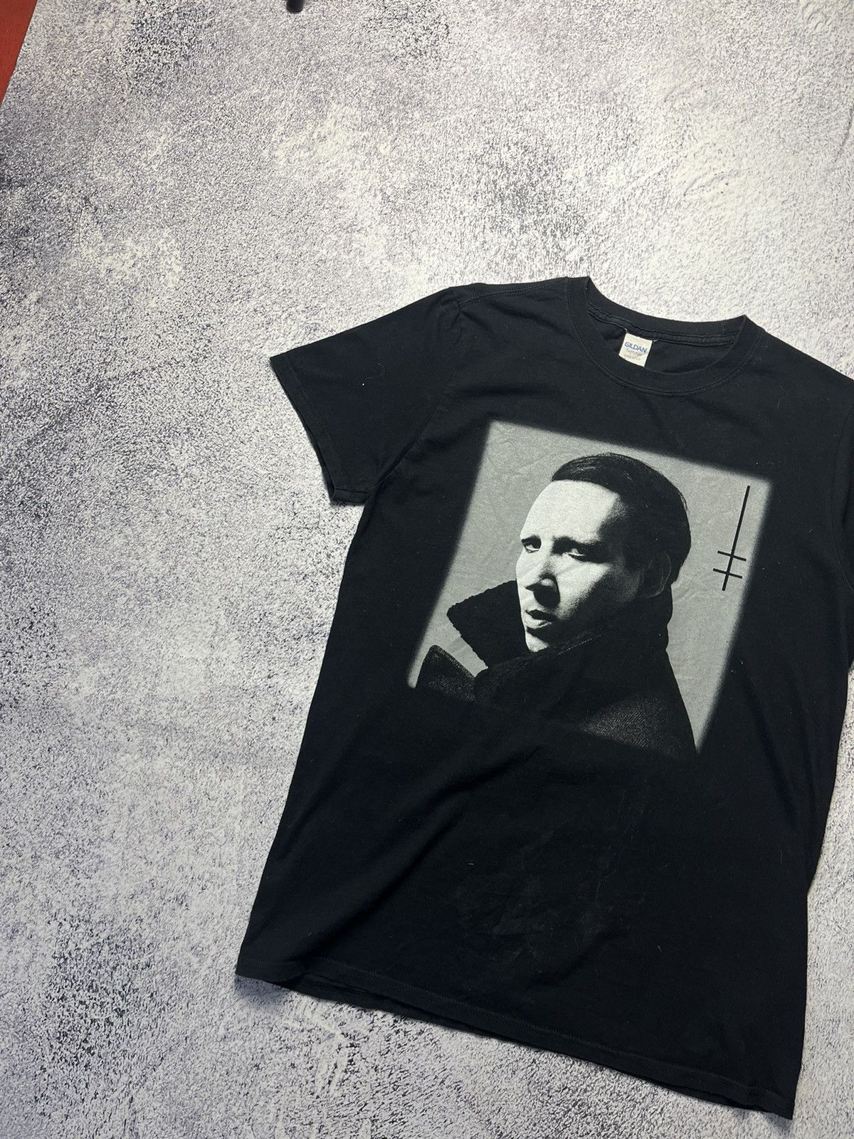 Band Tees Marilyn Manson Heaven Upside Down 2017 Tour T Shirt Size US M / EU 48-50 / 2 - 2 Thumbnail
