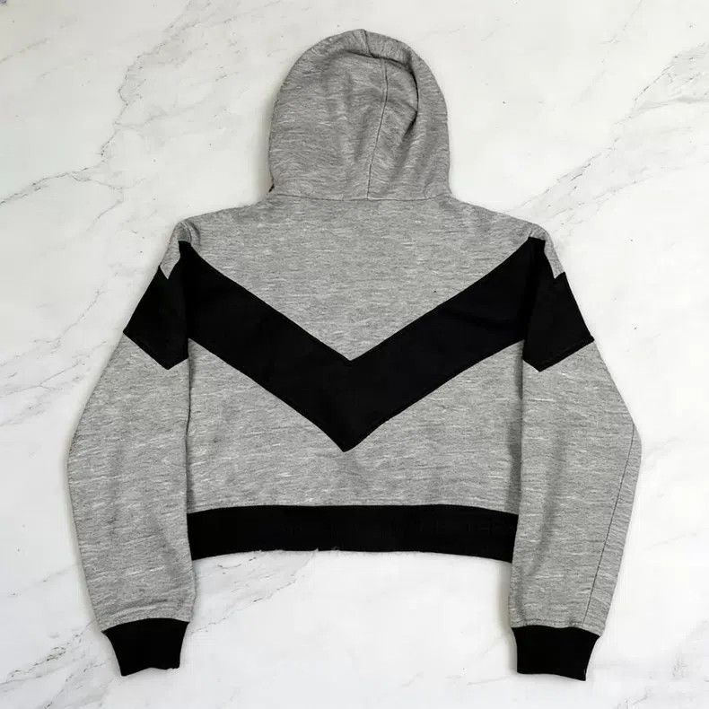 Givenchy Givenchy Hooded Sweatshirt Size S / US 4 / IT 40 - 2 Thumbnail