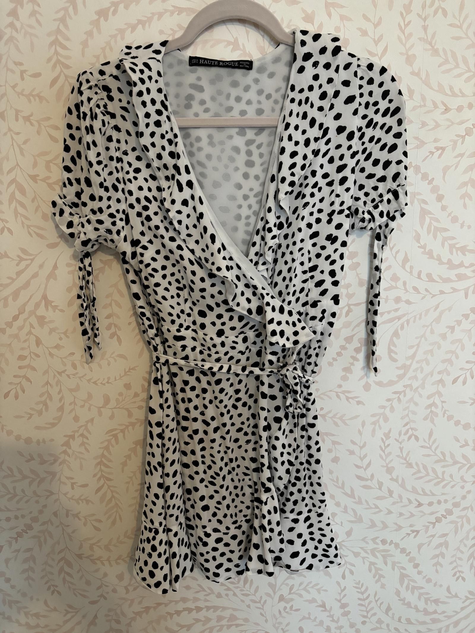 Designer NWOT Haute Rogue Dalmation Polka Dot Wrap Dress Size M / US 6-8 / IT 42-44 - 1 Thumbnail