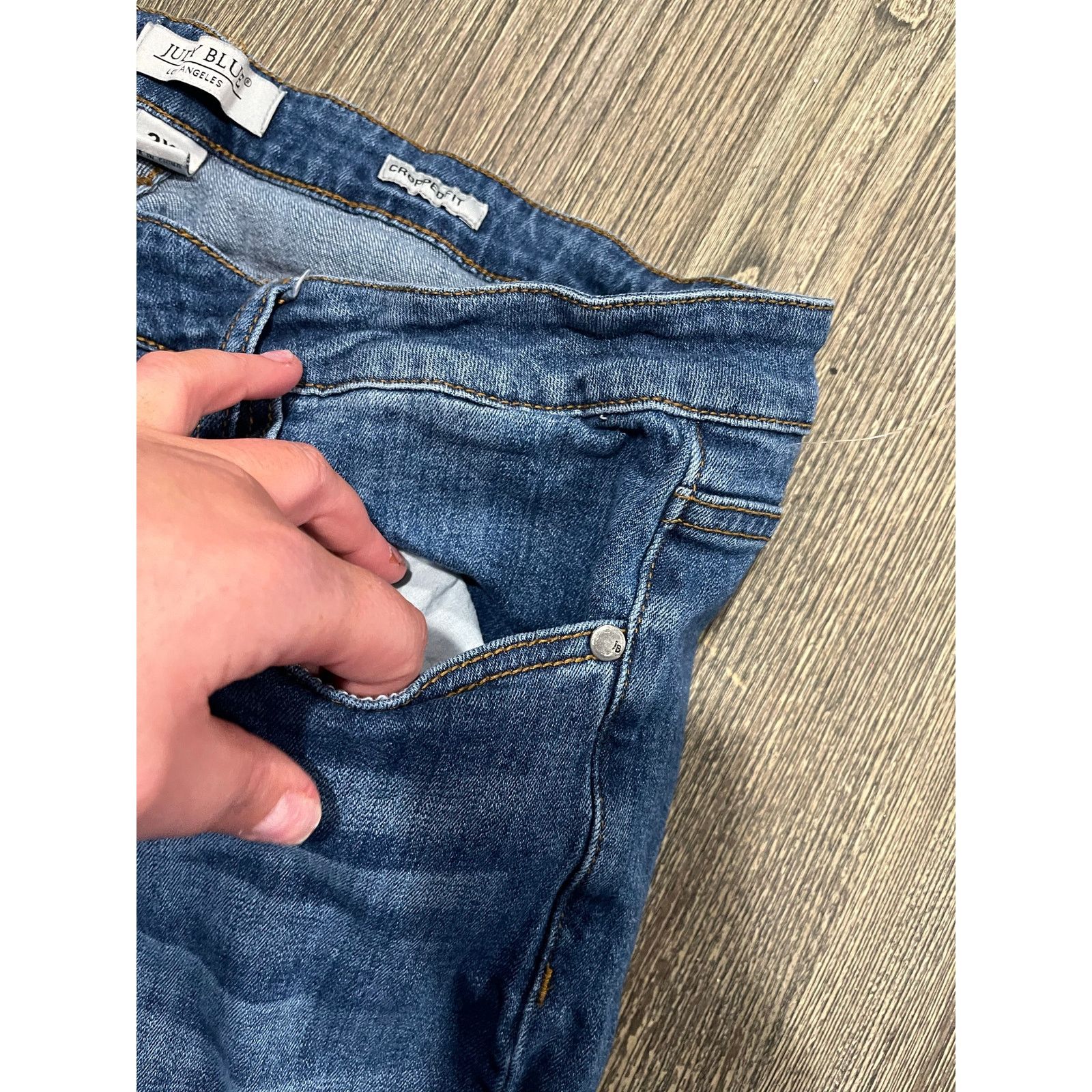 Judy Blue Judy Blue Cropped Fit Jeans Mid Rise Fringe Hem Blue 2XL Size 35" - 5 Thumbnail