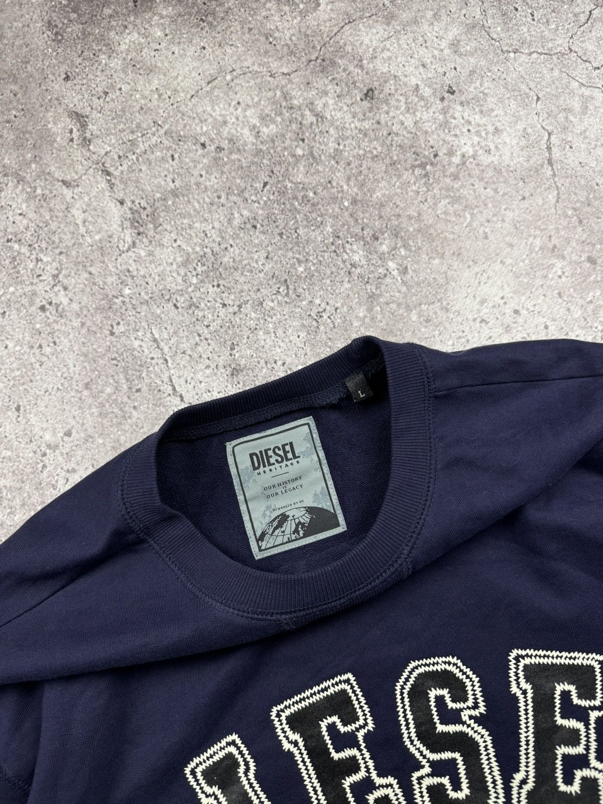Diesel VINTAGE DIESEL ONLY THE BRAVE Y2K SWEATSHIRT JAPANESSE RARE Size US L / EU 52-54 / 3 - 3 Thumbnail