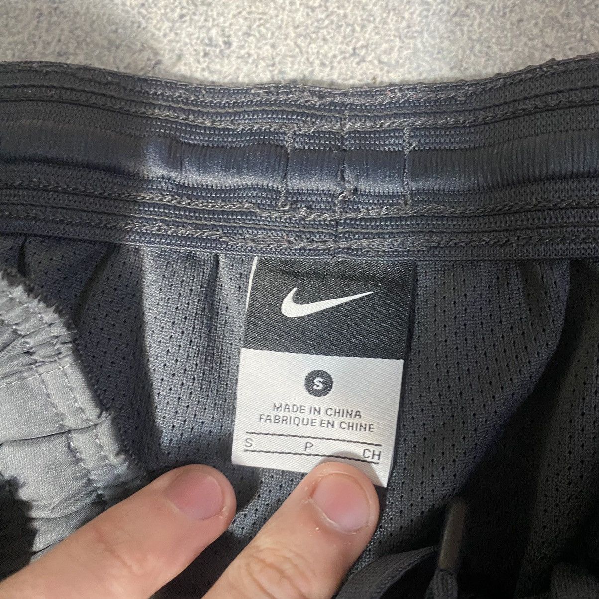 Nike Vintage Nike Pants manchester Size US 30 / EU 46 - 8 Thumbnail