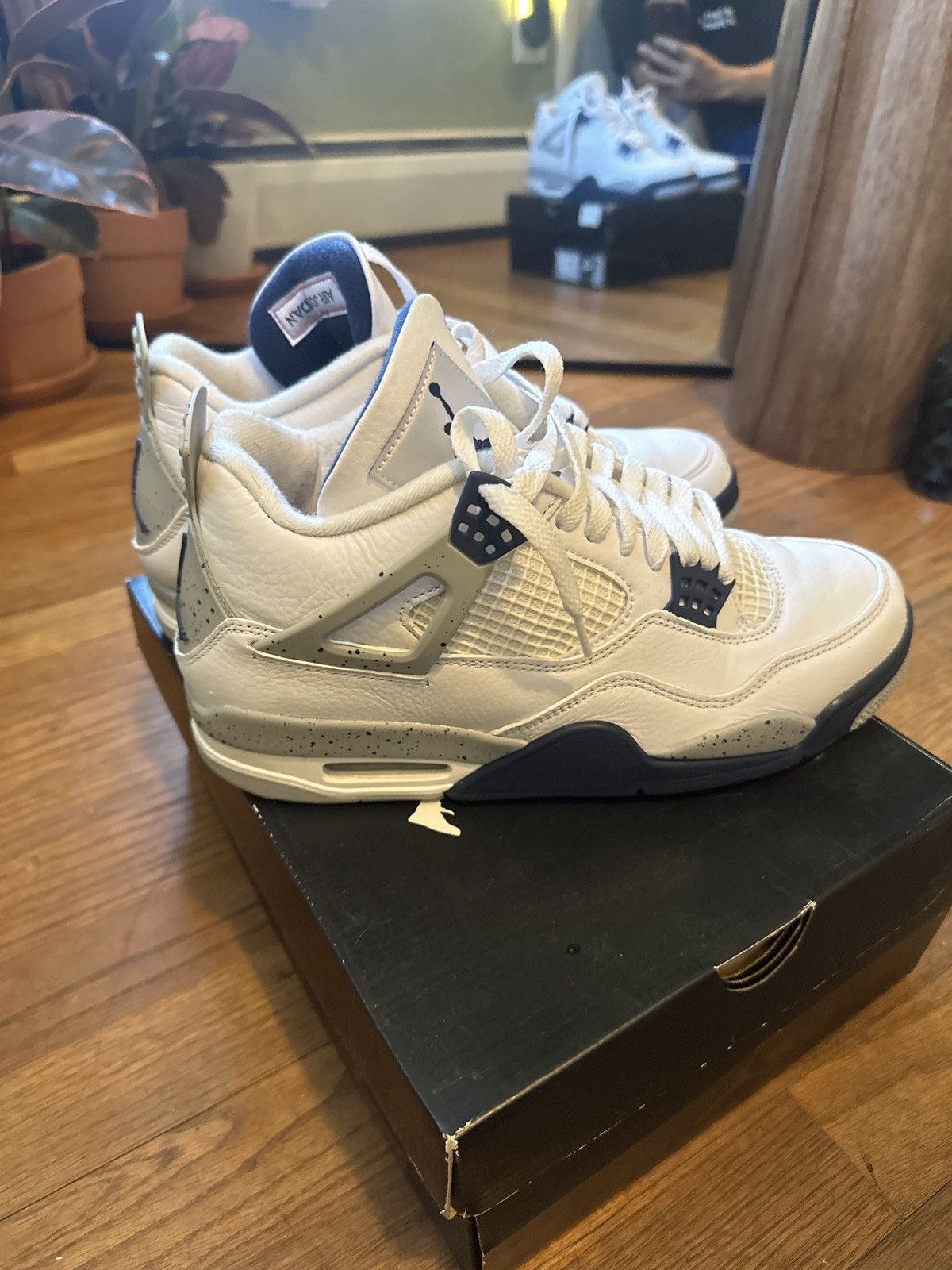 Jordan Brand JORDAN 4 RETRO 'MIDNIGHT NAVY' Size US 9 / EU 42 - 4 Thumbnail