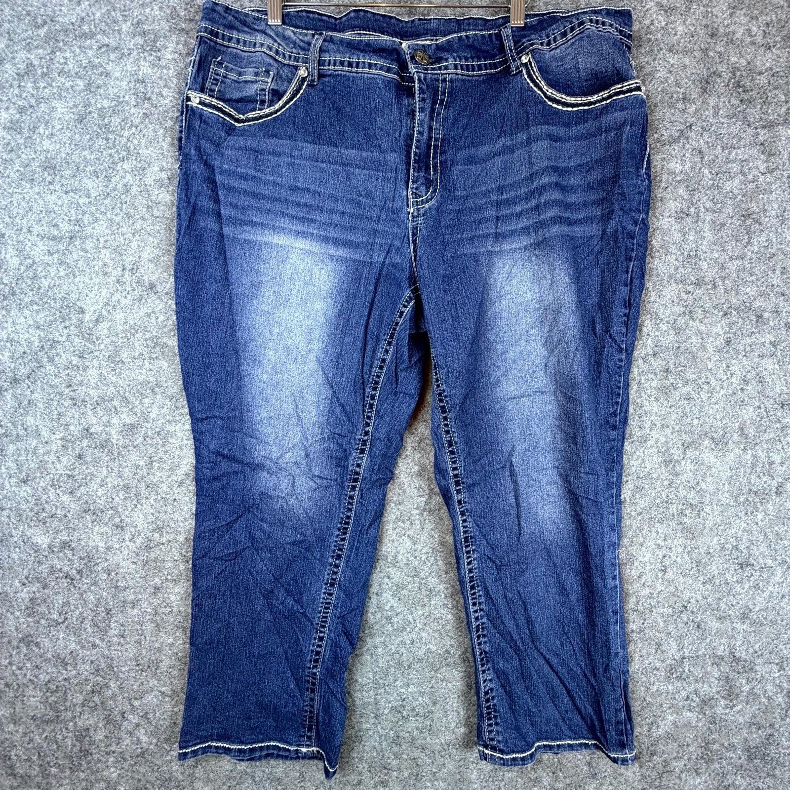 Faded Glory Faded Glory Capri Jeans Women 22W Cropped Rhinestones Y2K Size 39" - 2 Thumbnail