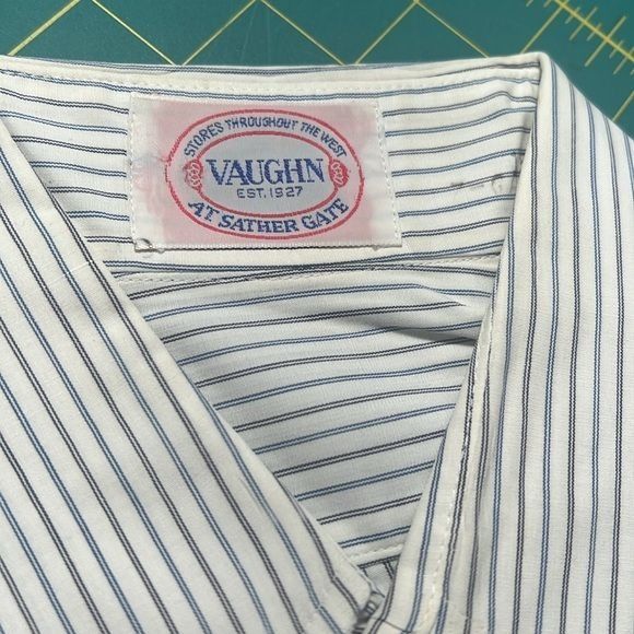 Other Vintage Vaughn at Sather Gate Berkeley classic dress shirt Size US XS / EU 42 / 0 - 6 Thumbnail