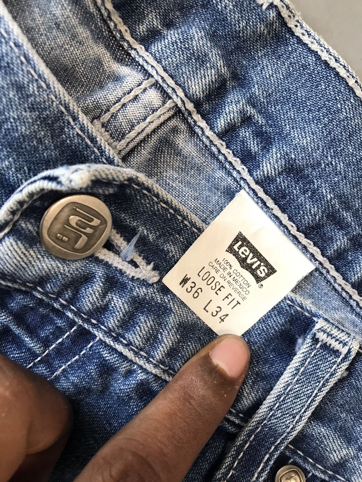 Levi's × Vintage Vintage Levi’s 00s L2 baggy fit denim Size US 36 / EU 52 - 5 Thumbnail