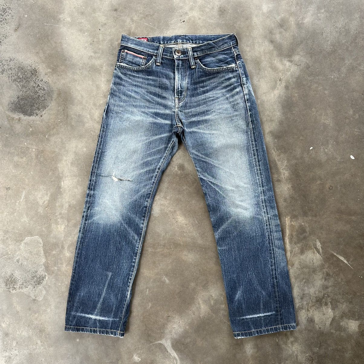 Edwin × Jean × Vintage Vintage Edwin Distressed Faded Denim Jean Pant W30 Size US 30 / EU 46 - 1 Thumbnail