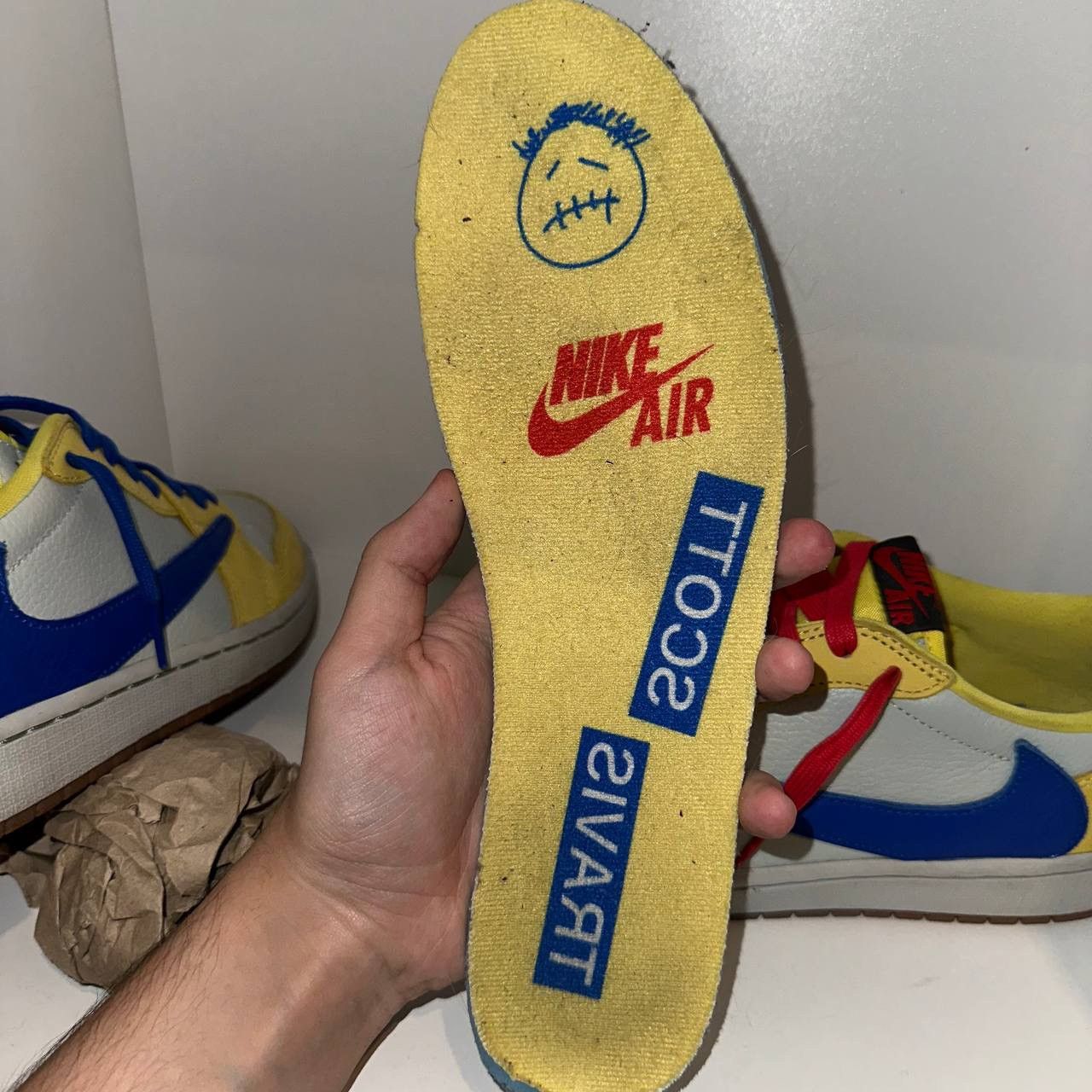 Nike × Travis Scott Nike Air Jordan 1 Low Retro X Travis Scott Canary Size US 11.5 / EU 44-45 - 8 Thumbnail