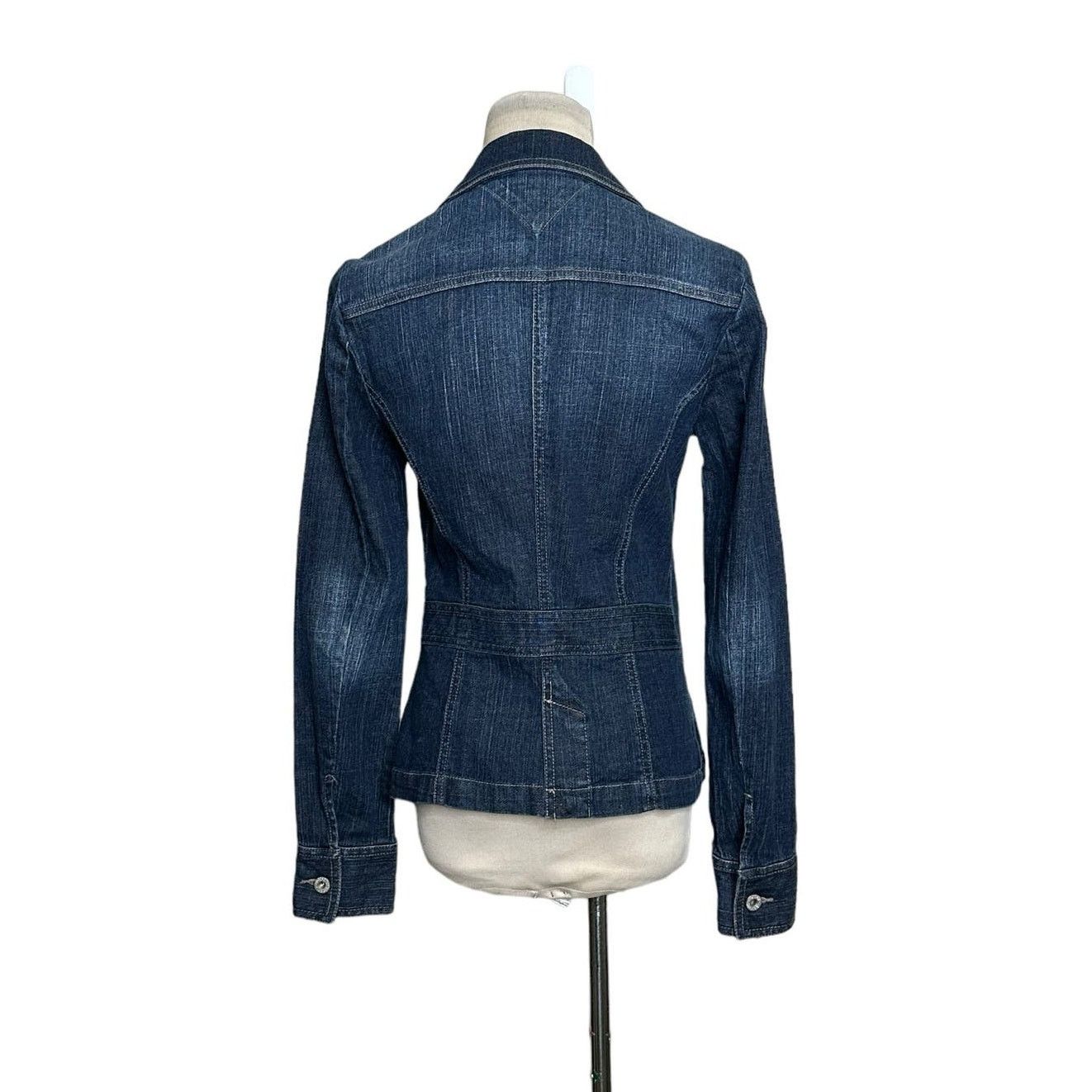 Tommy Hilfiger Tommy Hilfiger blue denim buttoned jacket size small Size S / US 4 / IT 40 - 2 Thumbnail