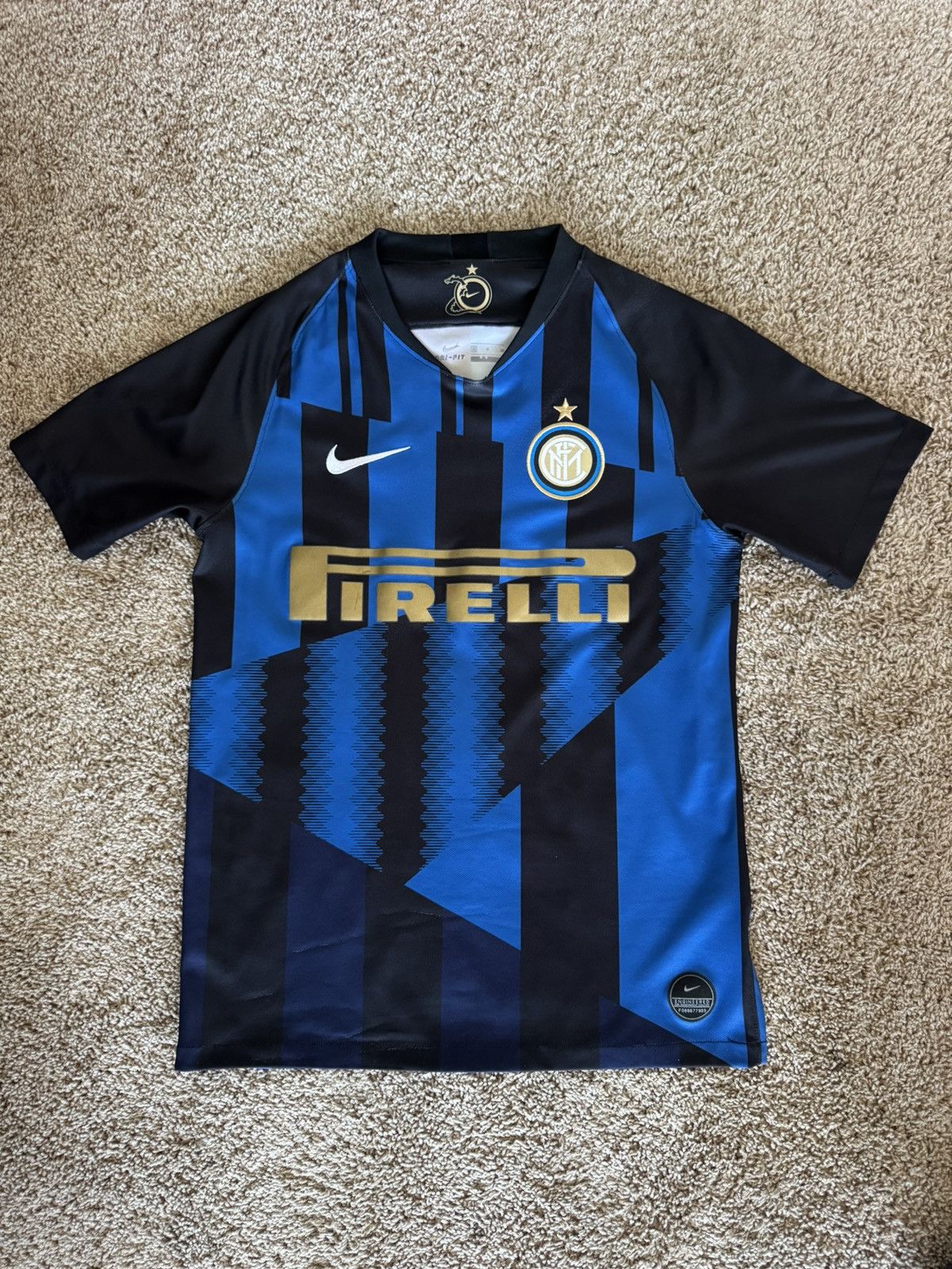 Nike LIMITED EDITION Inter Milan 20th Anniversary Mash Up Jersey Size US S / EU 44-46 / 1 - 1 Thumbnail