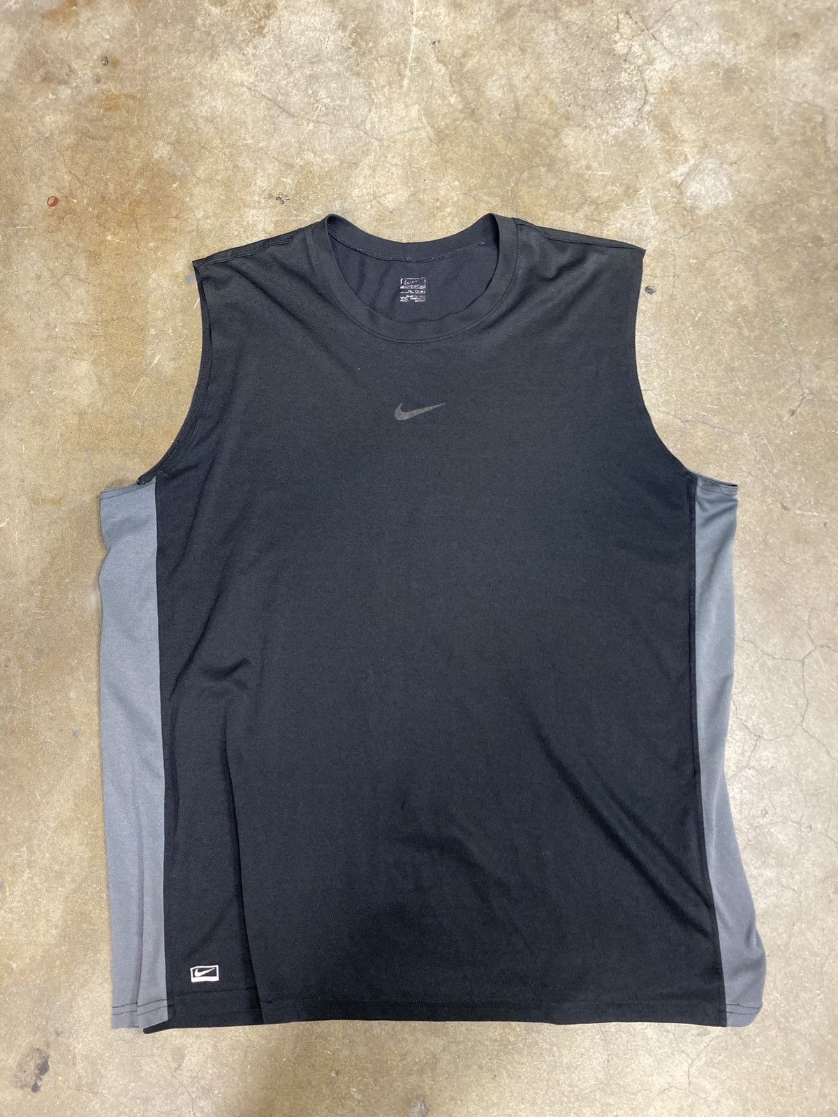 トップス Vintage Nike top 00's Nike tank top vintage | eBay