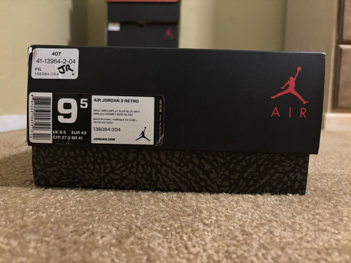 Hypebeast × Jordan Brand × Nike Jordan 3 Retro Wolf Grey Size US 9.5 / EU 42-43 - 2 Thumbnail