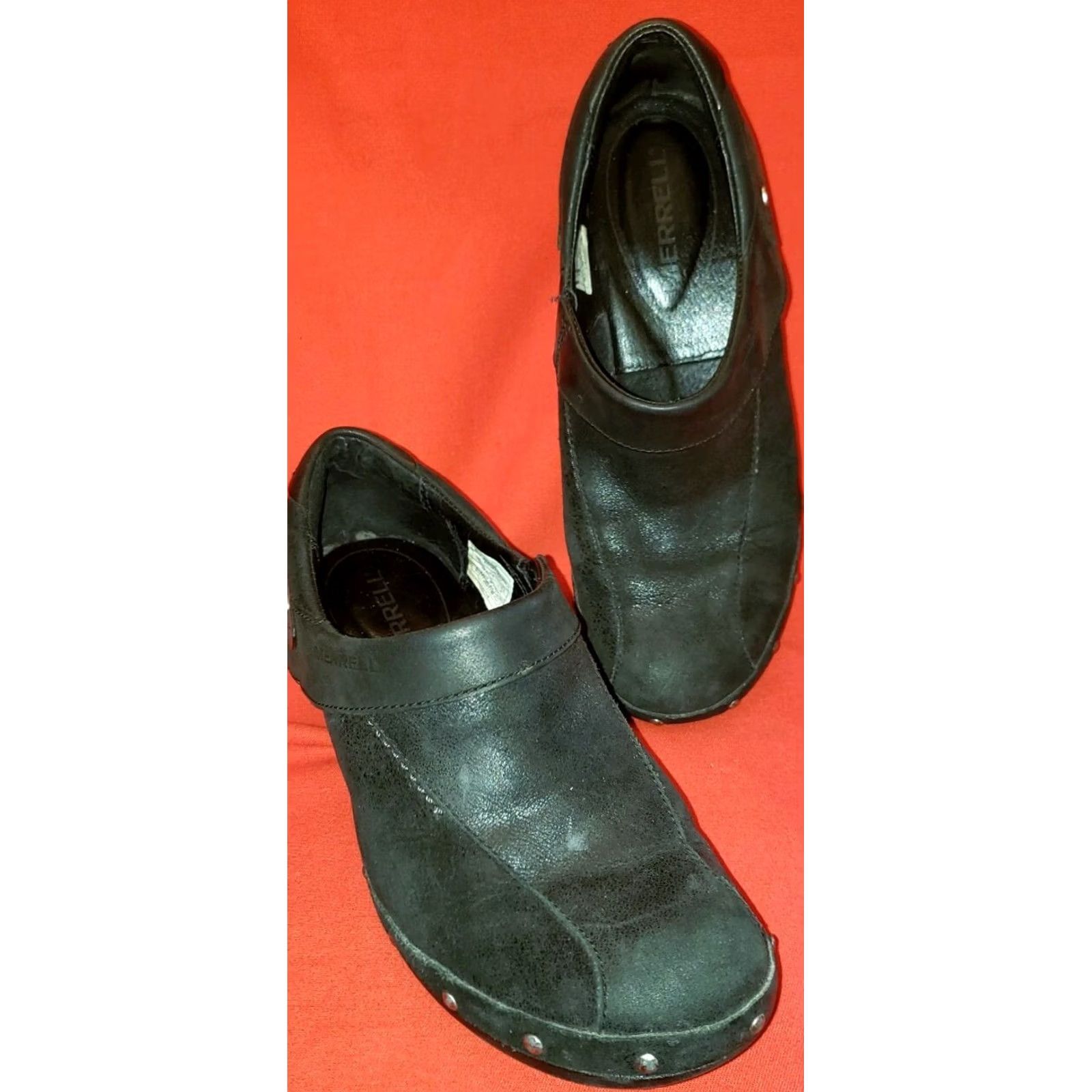 Merrell Merrell Womens Clogs 8M Weathered Black Leather Smooth Collar with Button 1197706 Size US 6 / IT 36 - 2 Thumbnail