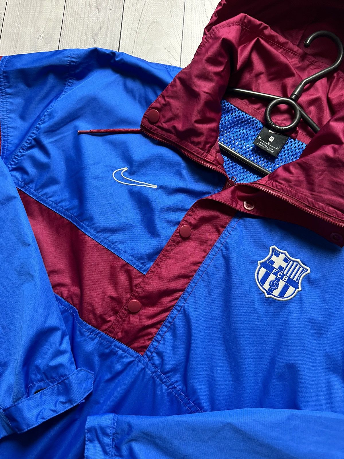 Nike Nike Barcelona soccer track jacket size M logo Size US M / EU 48-50 / 2 - 6 Thumbnail