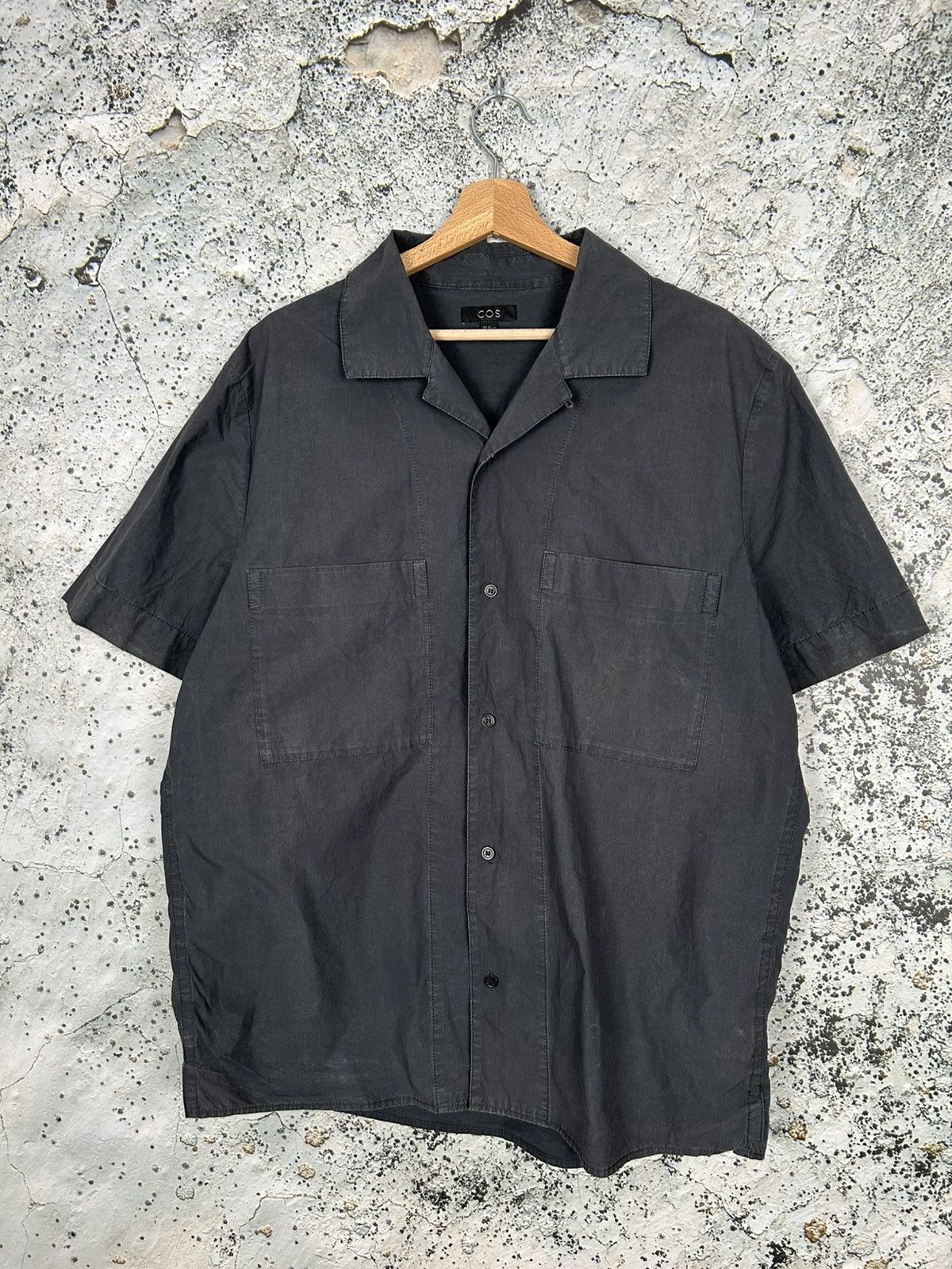 Cos COS Shirt Avant Garde Minimalist Basic Alternative Premium Size US XL / EU 56 / 4 - 1 Thumbnail