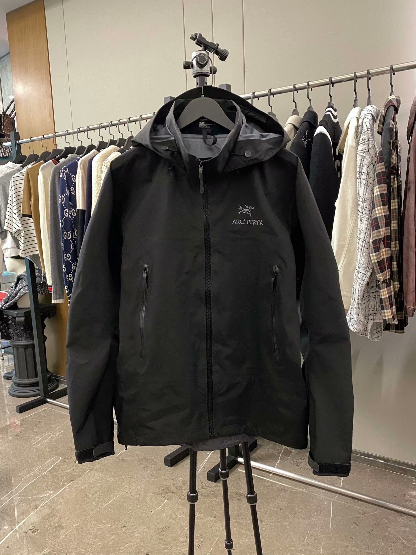 Arc'teryx Black Light Jacket m Men Size US M / EU 48-50 / 2 - 1 Thumbnail