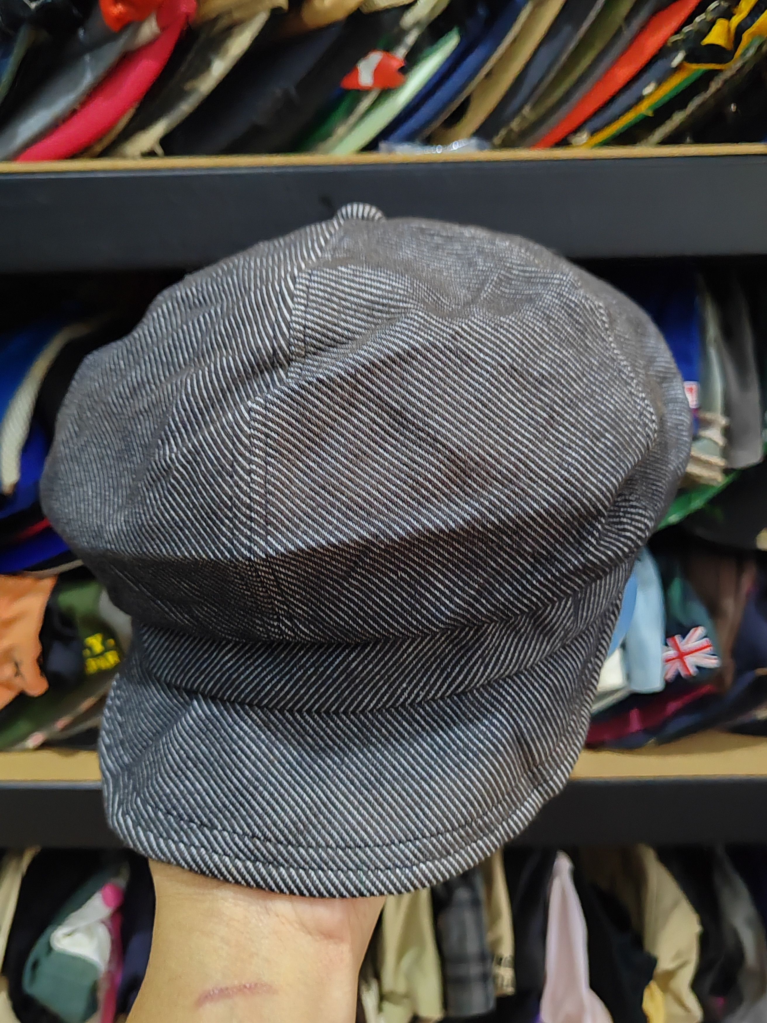 Uniqlo Vintage Uniqlo Newboys Style Cap Hat Size ONE SIZE - 2 Thumbnail