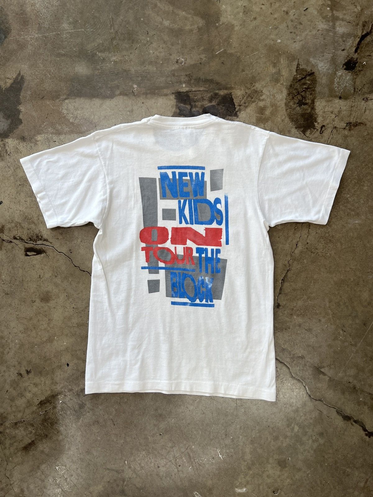 Band Tees Vintage 1988 New Kids on the Block backstage pass Tee Medium Size US M / EU 48-50 / 2 - 5 Thumbnail