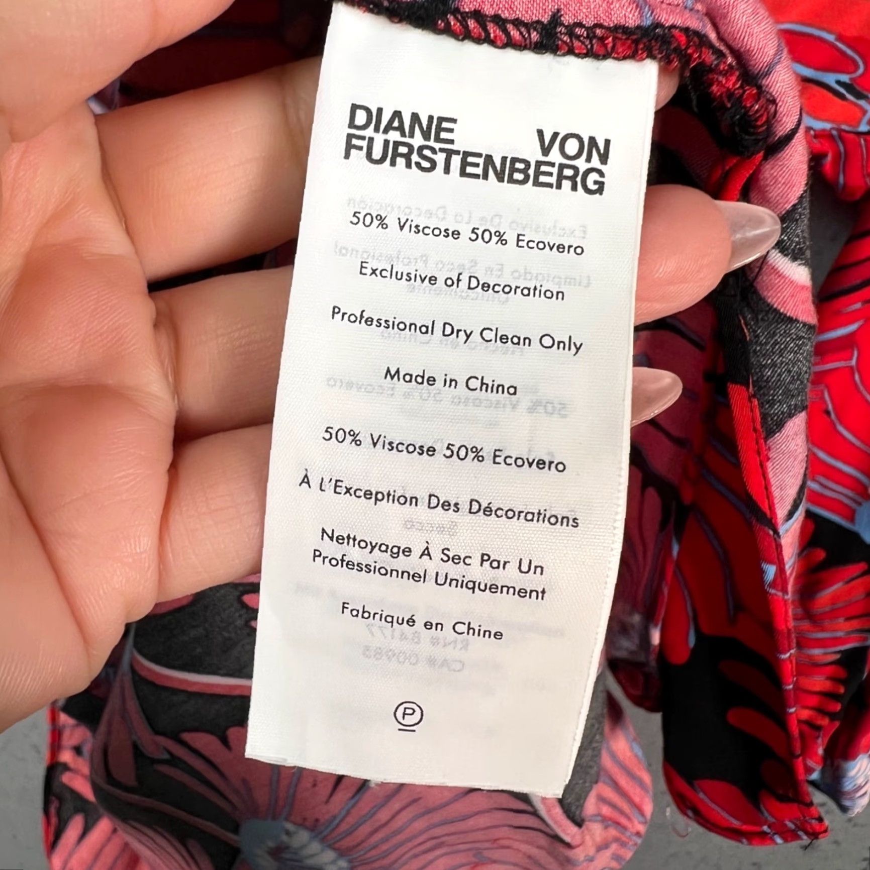 Diane von Furstenberg Diane von Furstenberg Womens 00 Red Floral Wrap Dress Long Sleeve V-Neck Short Dress Size XXS / US 00 / IT 34 - 4 Thumbnail