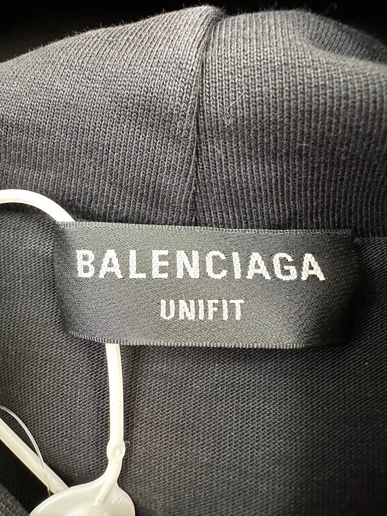 Balenciaga Balenciaga Black Wormhole Destroyed Sweatshirt Size M, 99% Size US M / EU 48-50 / 2 - 3 Thumbnail