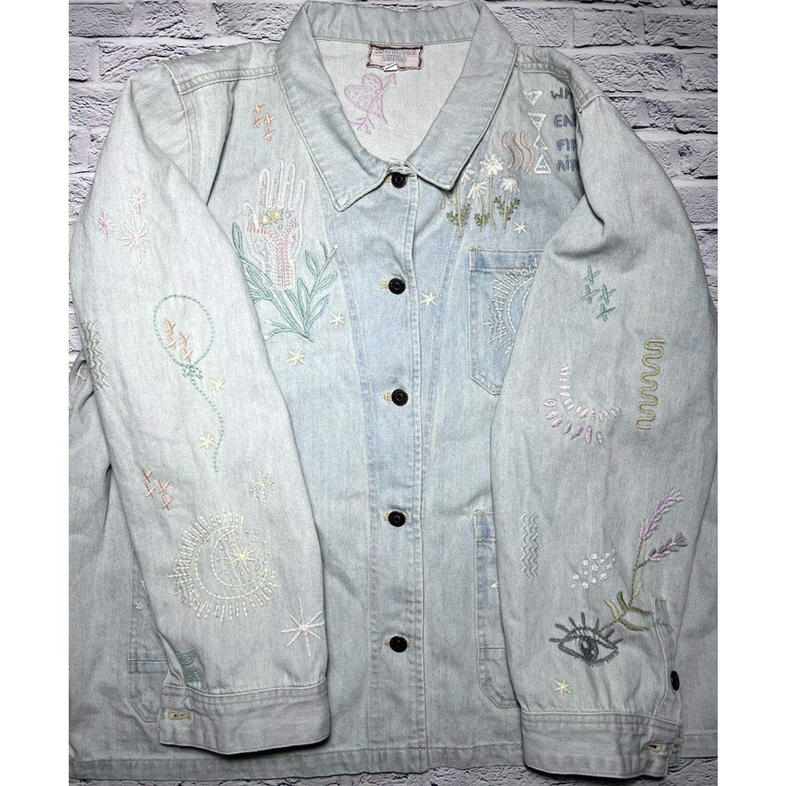 Johnny Was Johnny Was Embroidered Denim Jacket XXL Women Floral 2XL Blue Cotton Jacket Plus Size Embroidered Button Closure Size XXL / US 16-18 / IT 52-54 - 3 Thumbnail