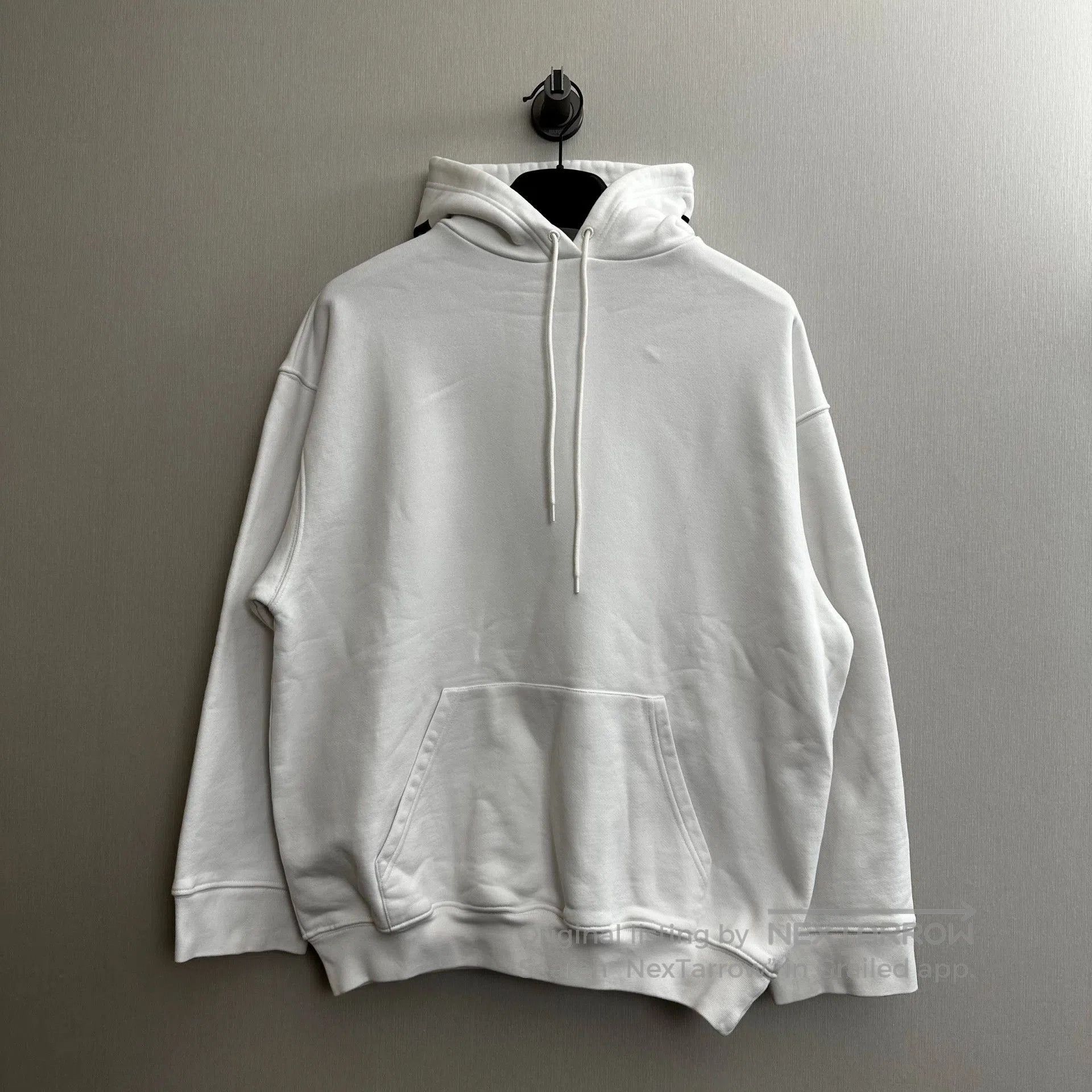 Balenciaga balenciaga white logo hoodie in xs size. Size US XS / EU 42 / 0 - 1 Thumbnail