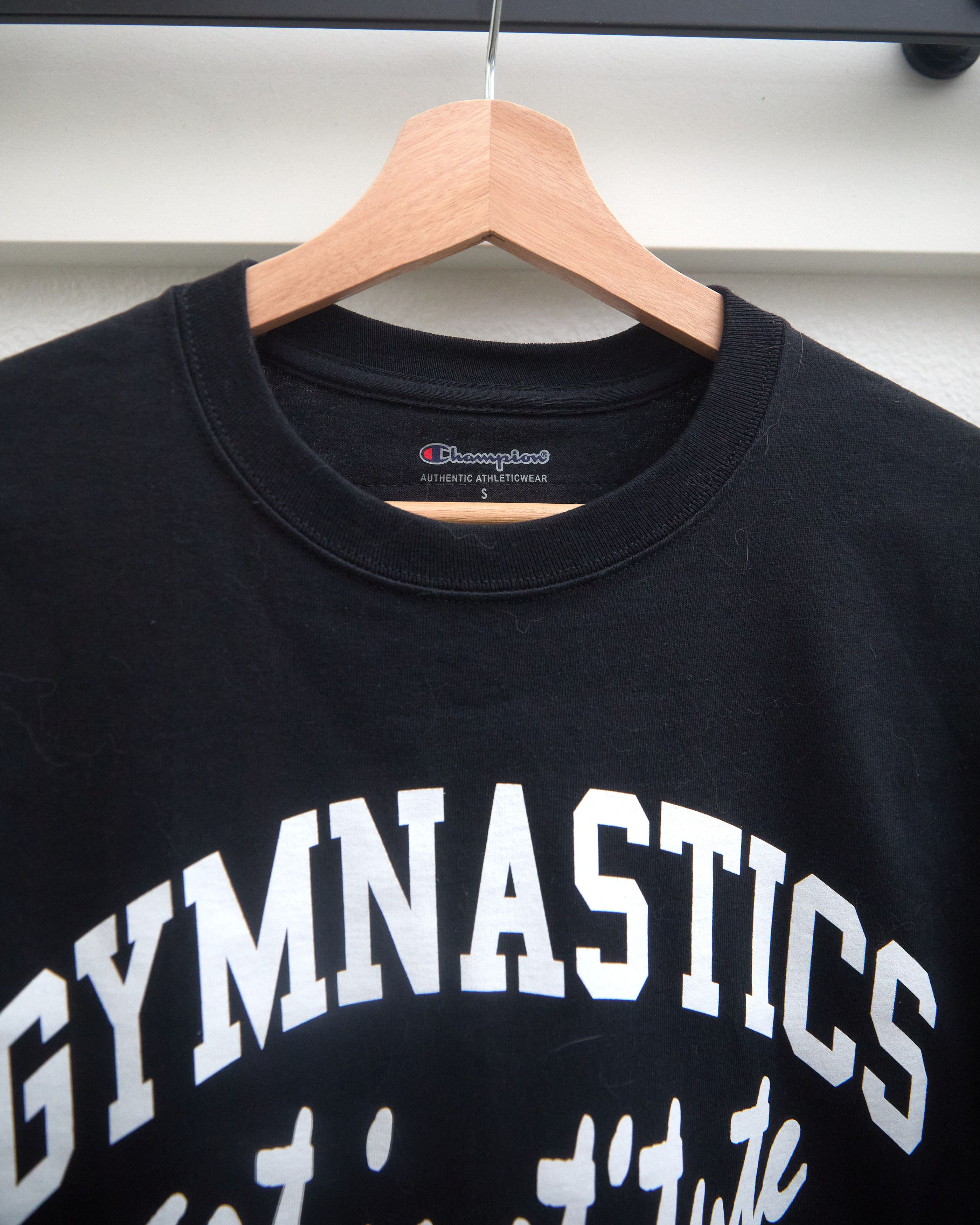 Champion × Virgil Abloh Virgil Abloh + Champion Size US S / EU 44-46 / 1 - 2 Thumbnail