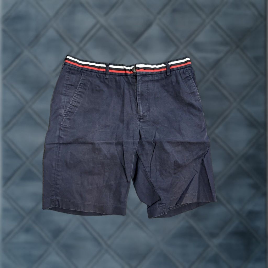 H&M H&M Men's Chino Shorts Size 32R Navy Blue Cotton Flat Front Casual Size US 32 / EU 48 - 1 Thumbnail
