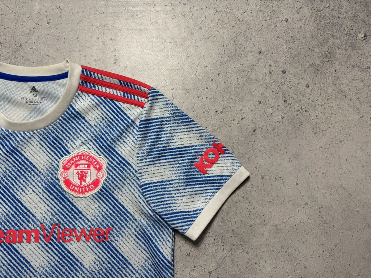 Adidas Adidas FC Manchester United 2021/2022 Vintage Soccer Jersey Size US M / EU 48-50 / 2 - 3 Thumbnail