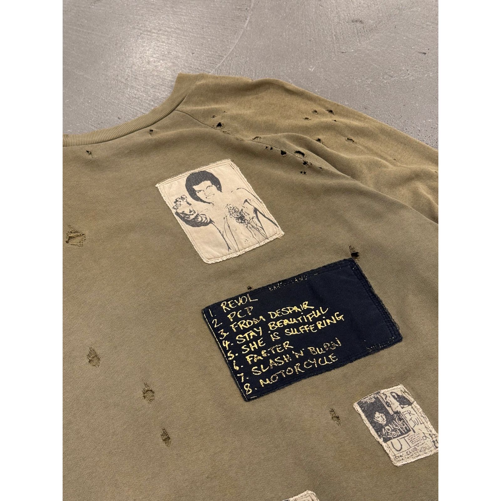 Raf Simons A/W2001 Raf Simons "Riot Riot Riot" destroyed crewneck Size US M / EU 48-50 / 2 - 3 Thumbnail