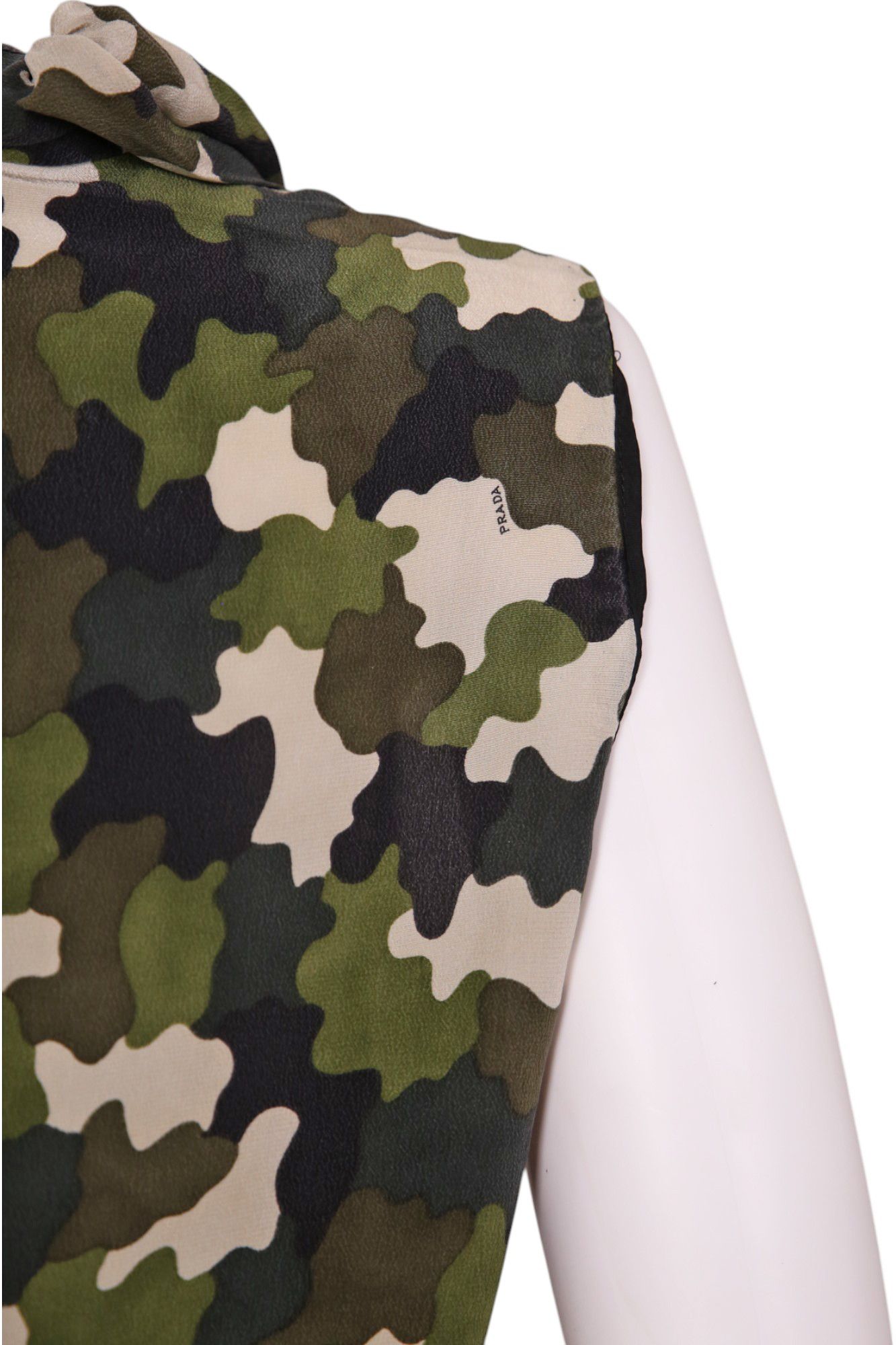 Prada Pre - Fall 2010 Camo Sleveless Tank Top Size M / US 6-8 / IT 42-44 - 12 Thumbnail