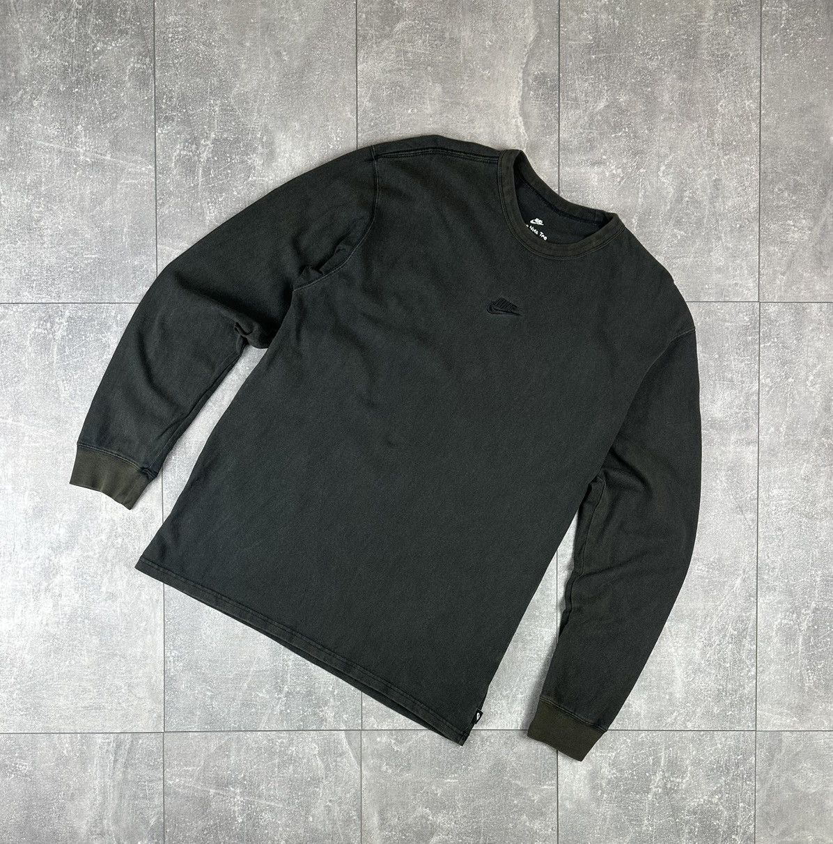 Nike Nike Centr Swoosh Tai-Dai Washed Effect Long-Sleeve Size US S / EU 44-46 / 1 - 2 Thumbnail